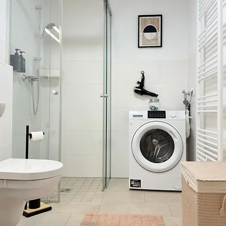 Schickes Mit Balkon Naehe Hbf-lift-zentrum Apartament Hanower