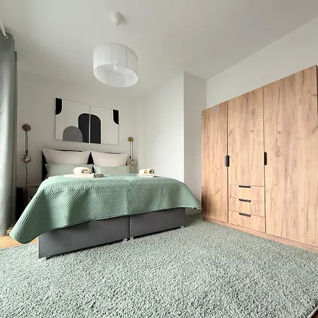 Schickes Mit Balkon Naehe Hbf-lift-zentrum * Hanower